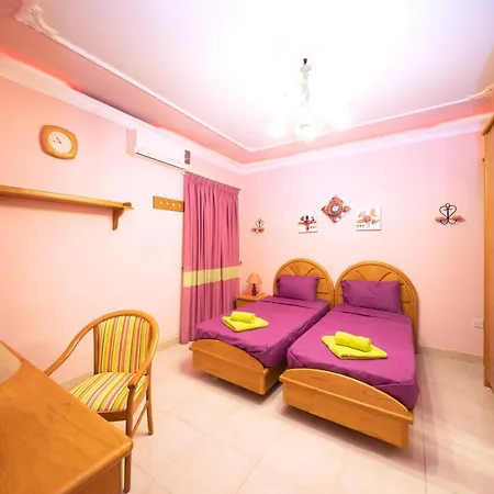 Seafront Living With Private Garage Daire