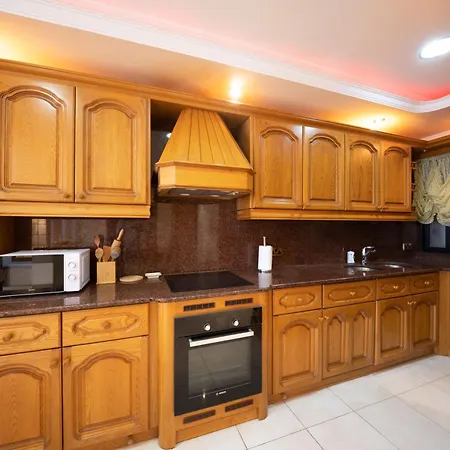 Seafront Living With Private Garage St. Paul's Bay