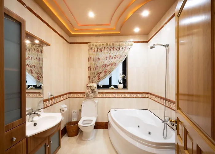 Seafront Living With Private Garage Сент-Полс-Бей